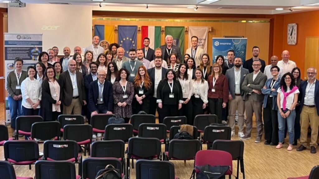 Consorcio de United Circles