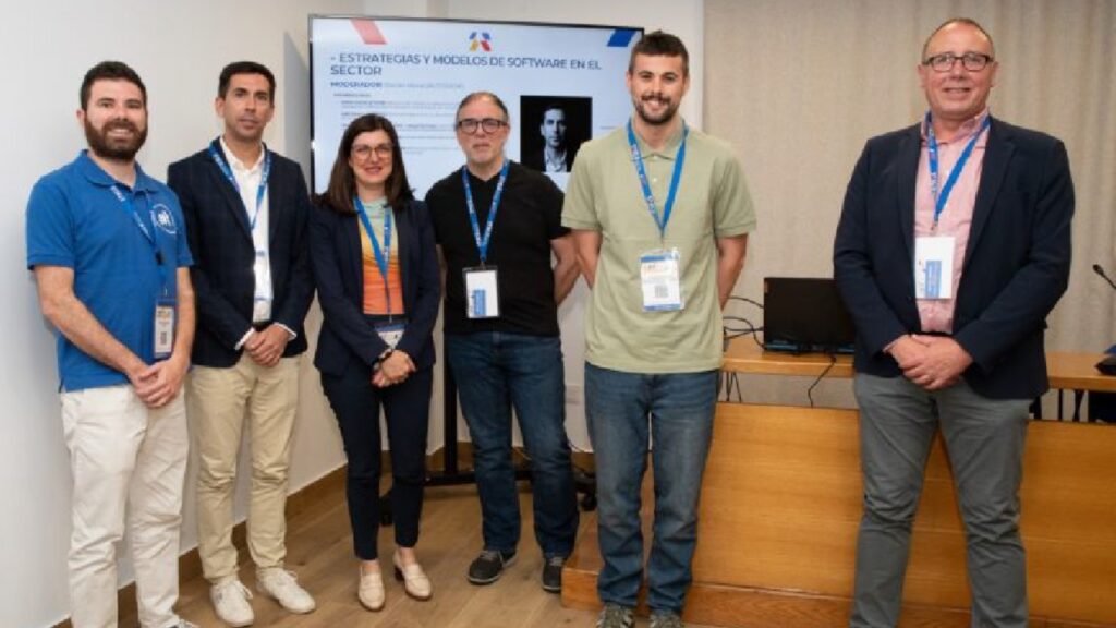Miembros del consorcio de Dyman asistiendo al primer Congreso de Innovación en la Construcción, Edificación, Infraestructuras y Concesiones (IC2)